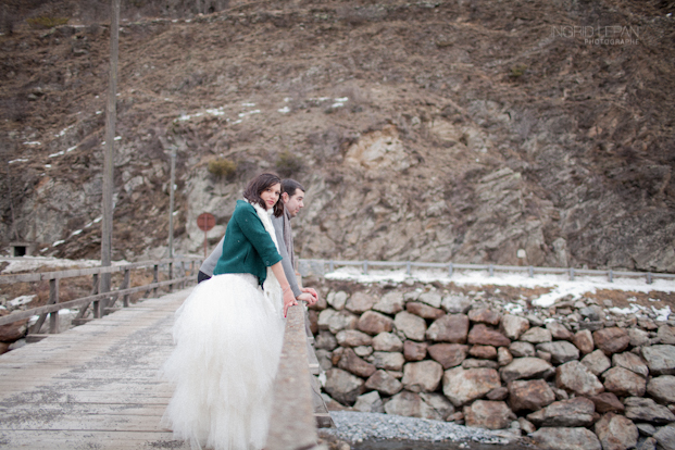 ©Ingrid Lepan Photographe - seance apres le mariage a la montagne - La mariee aux pieds nus -49