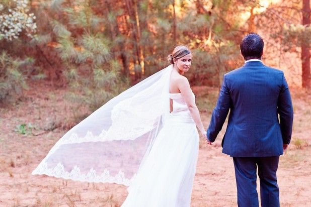 ©Caroline Vidal / séance photo après le mariage dans les carrières d'ocre
