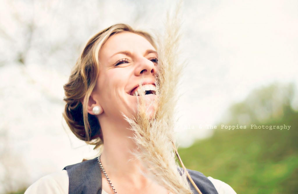 Ela-and-the-poppies-photography-la-mariee-aux-pieds-nus-seance-engagement