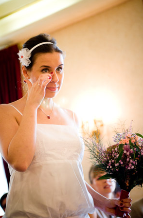vrai-mariage-florence-steve-nadine-court-la-mariee-aux-pieds-nus