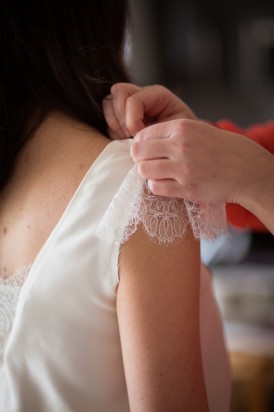 blog-mariage-la-mariee-aux-pieds-nus-photographe-fleurdesucre-essayages-robe-de-mariee-stephanie-wolff