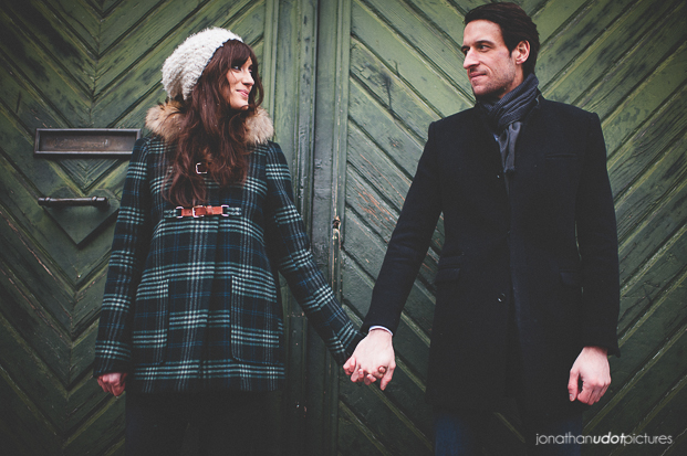 ©Jonathan Udot - Seance engagement en hiver - La mariee aux pieds nus