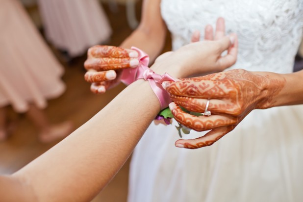 vrai-mariage-mickael-bats-la-mariee-aux-pieds-nus