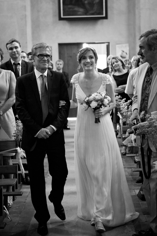 ©Garance et Vanessa - Mariage - La mariee aux pieds nus
