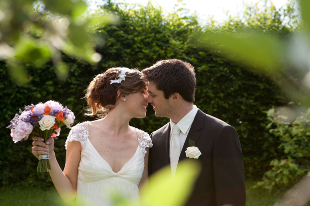©Garance et Vanessa - Mariage - La mariee aux pieds nus