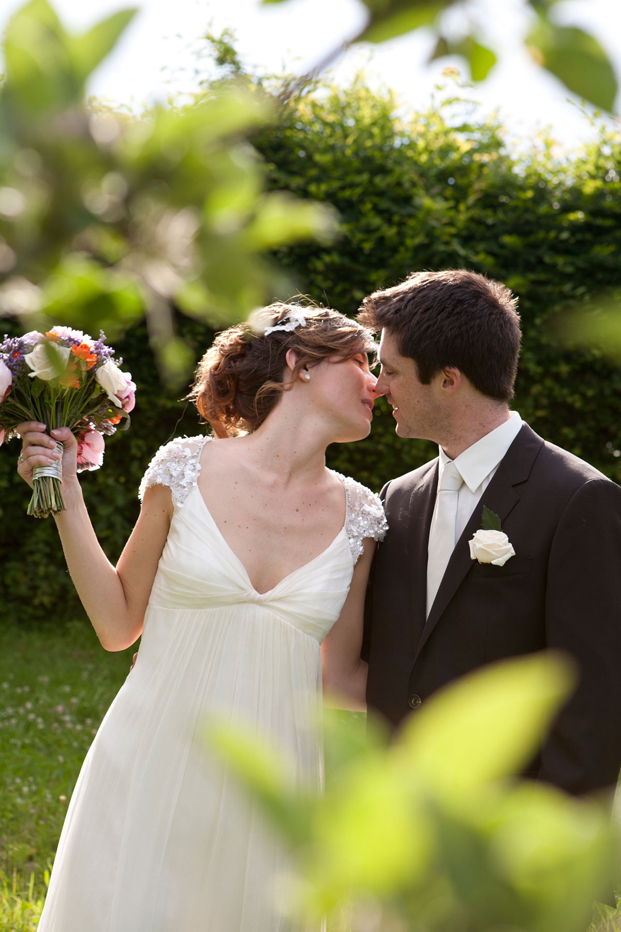 ©Garance et Vanessa - Mariage - La mariee aux pieds nus