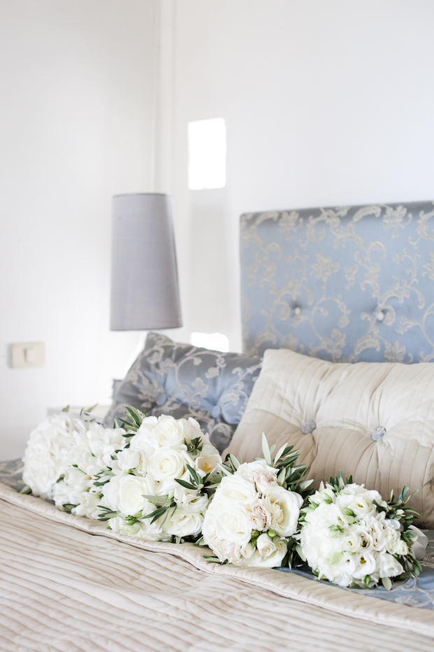 ©M&J Photography - mariage en Toscane - La mariee aux pieds nus
