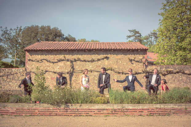 ©Maxime Vantorre - Le photographe de votre mariage - Un mariage en rose au domaine de la Corbe - La mariee aux pieds nus ©Maxime Vantorre - Le photographe de votre mariage - Un mariage en rose au domaine de la Corbe - La mariee aux pieds nus