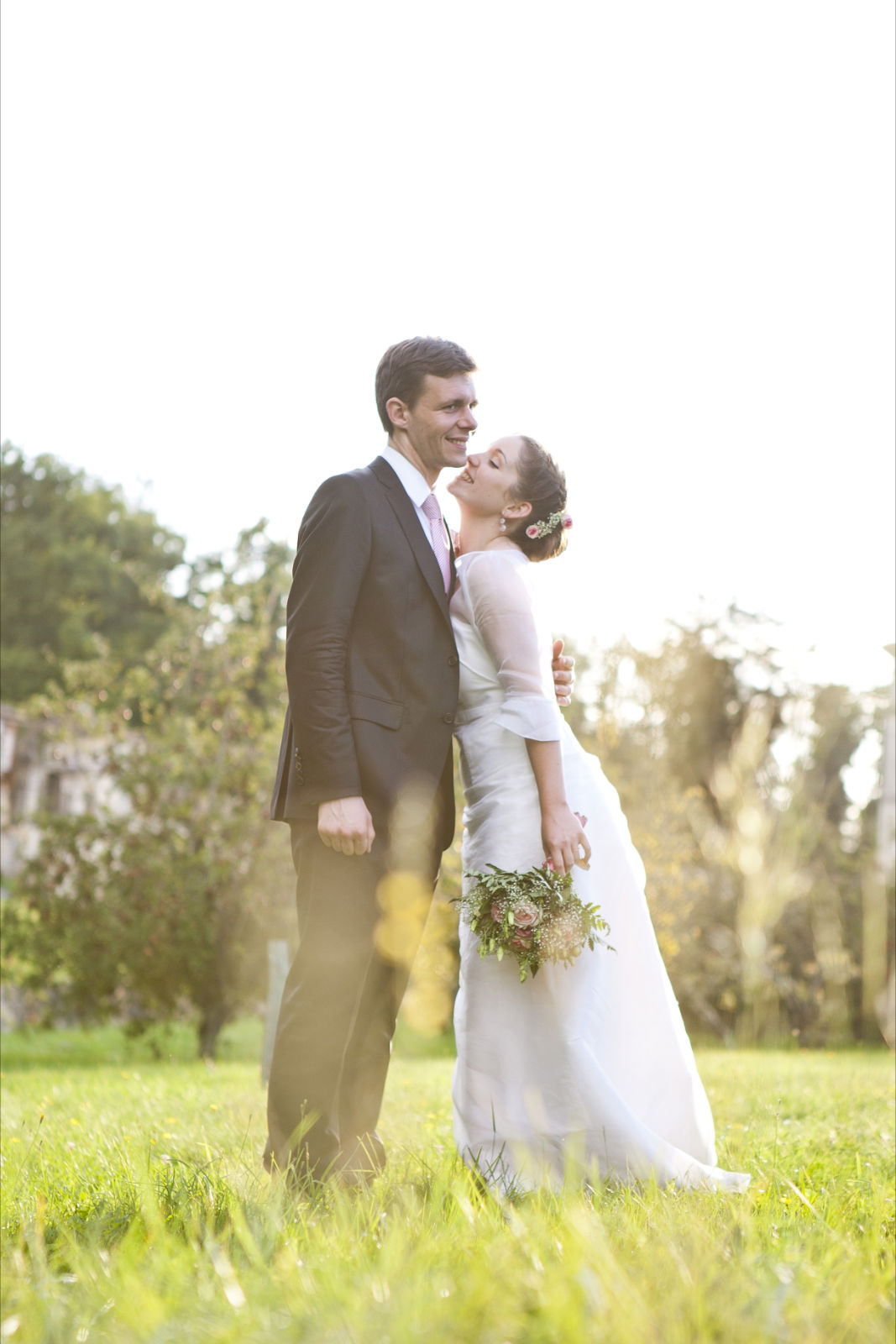 vrai-mariage-garance-et-vanessa-la-mariee-aux-pieds-nus