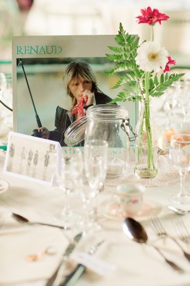 blog-mariage-la-mariee-aux-pieds-nus-mariage-recup-retro-brocante-Elena-FLEUTIAUX