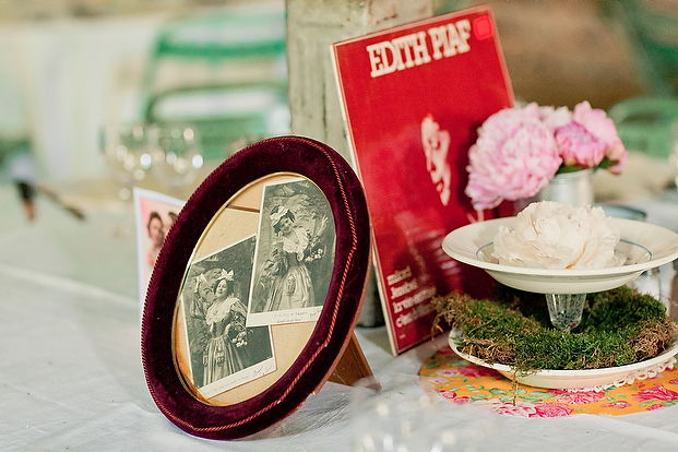 blog-mariage-la-mariee-aux-pieds-nus-mariage-recup-retro-brocante-Elena-FLEUTIAUX