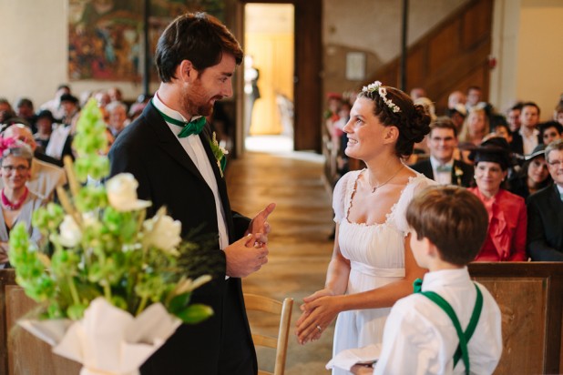 Credits photos Trendz - Mariage en vert et blanc - La mariee aux pieds nus