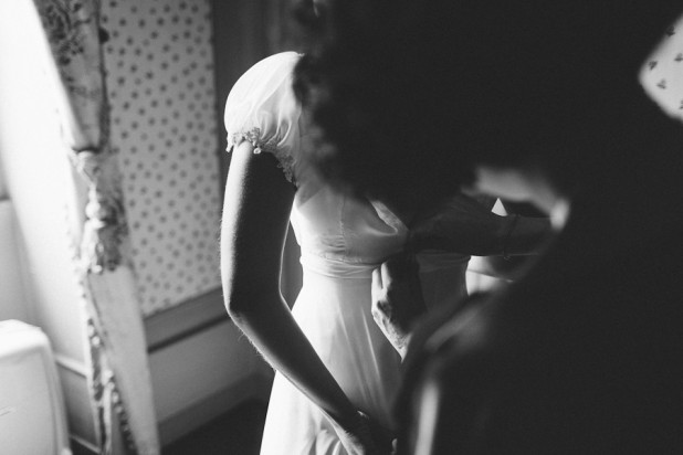Credits photos Trendz - Mariage en vert et blanc - La mariee aux pieds nus