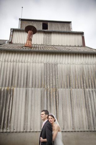 ©Les productions de la fabrik - Mariage au Manoir Saint Victor La Grand Maison - La mariee aux pieds nus ©Les productions de la fabrik - Mariage au Manoir Saint Victor La Grand Maison - La mariee aux pieds nus