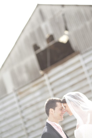 ©Les productions de la fabrik - Mariage au Manoir Saint Victor La Grand Maison - La mariee aux pieds nus ©Les productions de la fabrik - Mariage au Manoir Saint Victor La Grand Maison - La mariee aux pieds nus