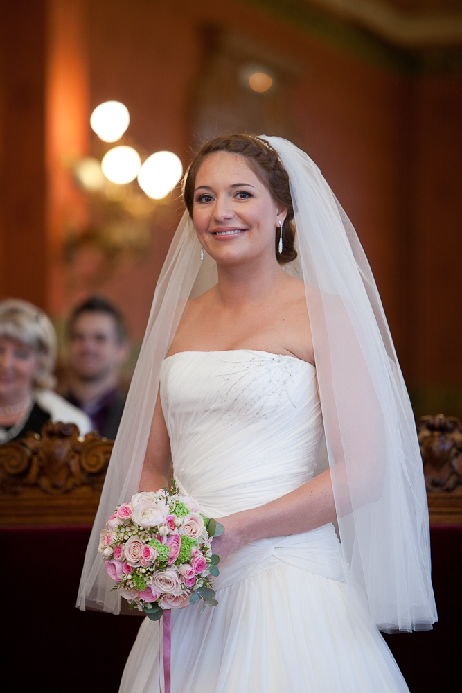 blog-mariage-vrai-mariage-la-mariee-aux-pieds-nus-photographe-instants-captures-prieure-de-vernelle