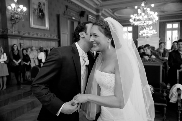 blog-mariage-vrai-mariage-la-mariee-aux-pieds-nus-photographe-instants-captures-prieure-de-vernelle