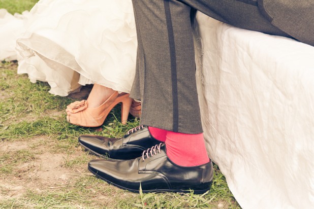 vrai-mariage-aux-petits-bonheurs-photography-la-mariee-aux-pieds-nus