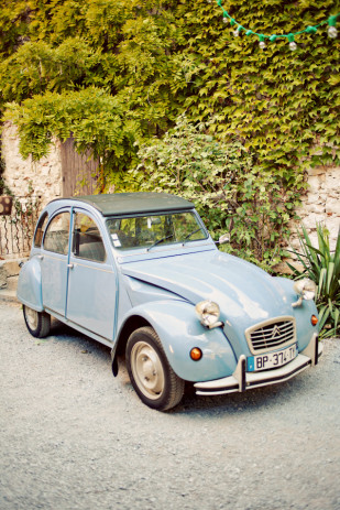 ©Shoot in Love - Un mariage vintage a Montpellier - La mariee aux pieds nus