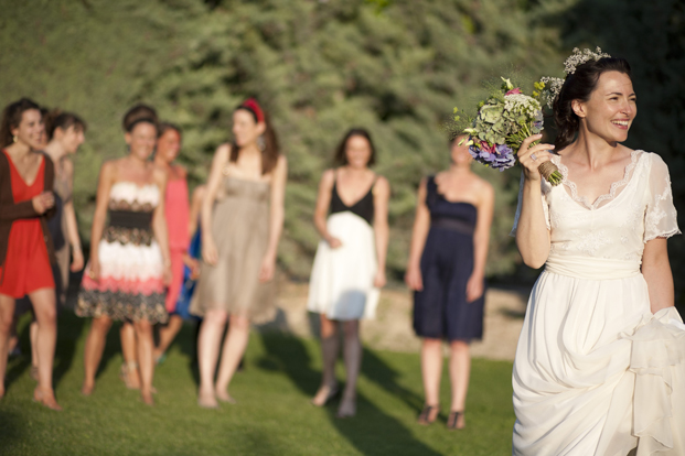 ©Les productions de la Fabrik - Mariage a l'Abbaye de Saint Eusebe - La mariee aux pieds nus ©Les productions de la Fabrik - Mariage a l'Abbaye de Saint Eusebe - La mariee aux pieds nus
