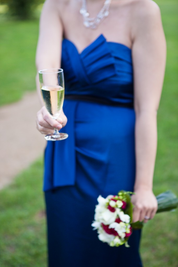 OneandOnlyParisPhotography vrai mariage La mariee aux pieds nus