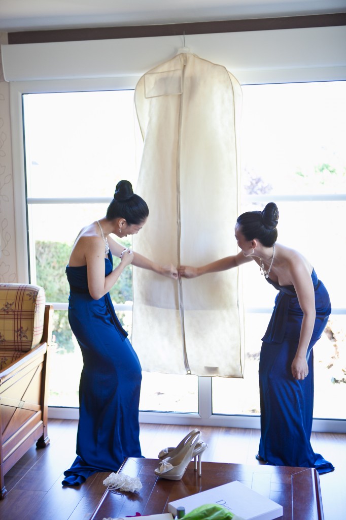 OneandOnlyParisPhotography vrai mariage La mariee aux pieds nus