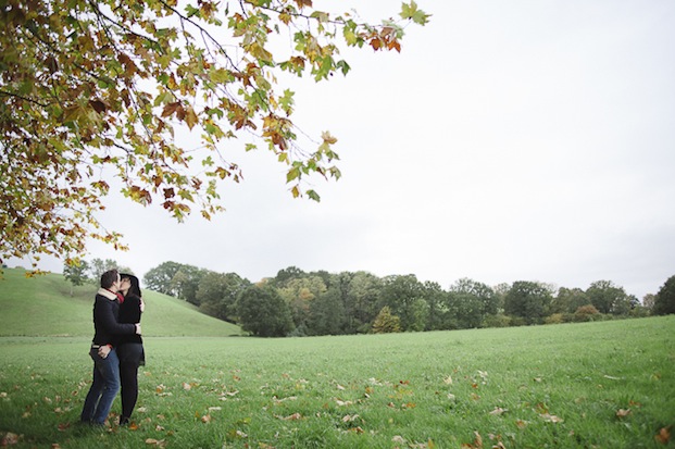 ©Pretty Days - Seance engagement a Arcangues - La mariee aux pieds nus