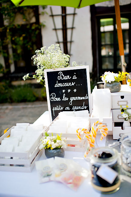 vrai-mariage-amypunky-photography-la-mariee-aux-pieds-nus-bar-a-bonbons