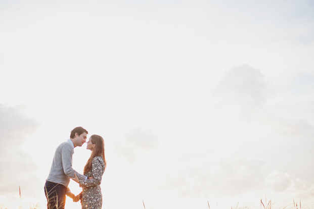 Seance-engagement-arcachon-photographe-Davidone-la-mariee-aux-pieds-nus