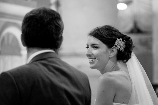 StudioCabrelli-vrai-mariage-toulon-la-mariee-aux-pieds-nus