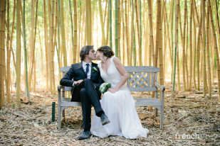 ©French Grey Photography - Un mariage en blanc a Montpellier - La mariee aux pieds nus