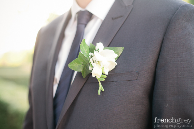 ©French Grey Photography - Un mariage en blanc a Montpellier - La mariee aux pieds nus