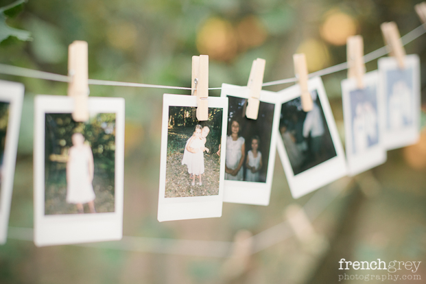 ©French Grey Photography - Un mariage en blanc a Montpellier - La mariee aux pieds nus