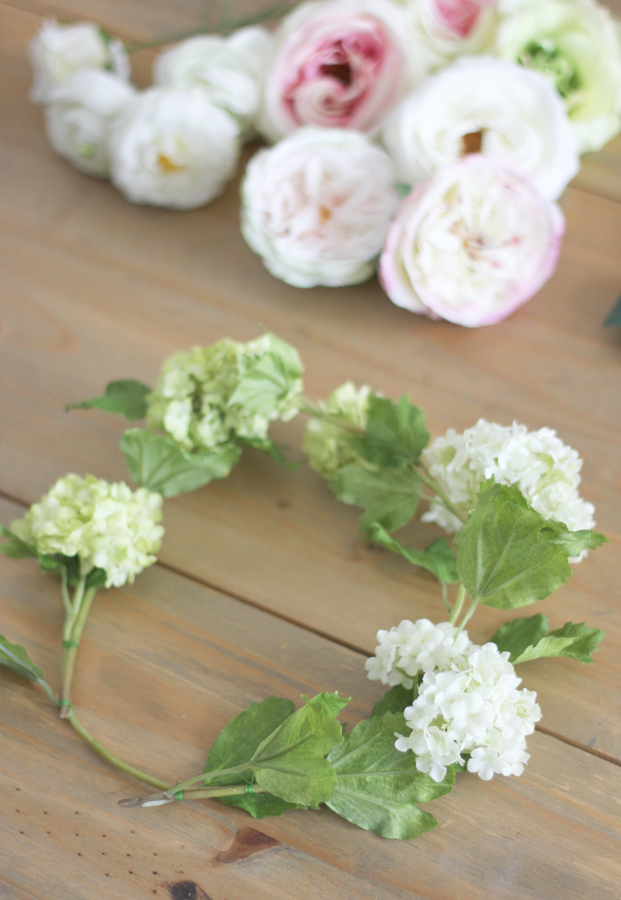 blog-mariage-la-mariee-aux-pieds-nus-DIY-faire-une-couronne-de-fleurs-9