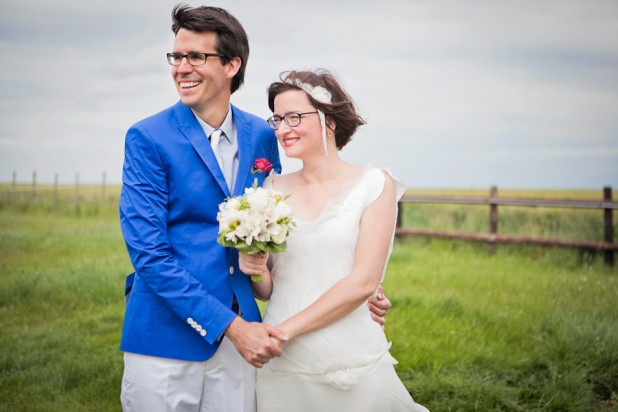 ©Claudine Grin - Un mariage en bleu - La mariee aux pieds nus