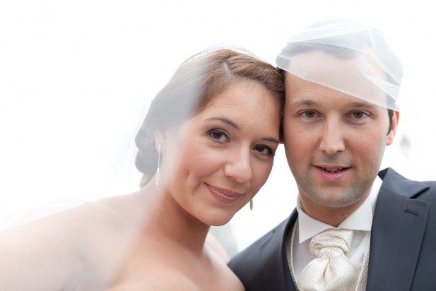 blog-mariage-vrai-mariage-la-mariee-aux-pieds-nus-photographe-instants-captures-prieure-de-vernelle