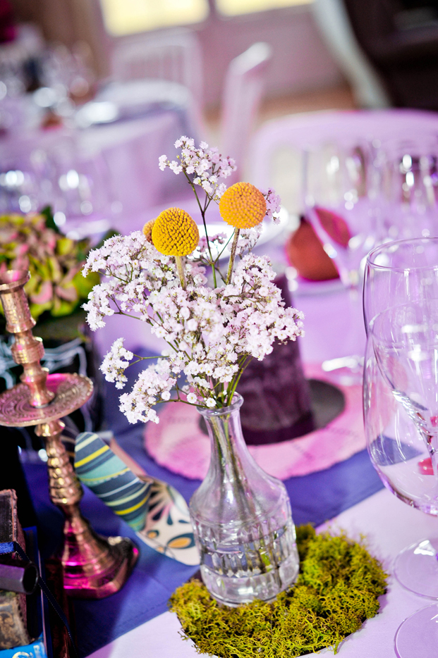 ©Chic Family Photographie par Hélène Lenfant - Mariage rétro - La mariee aux pieds nus