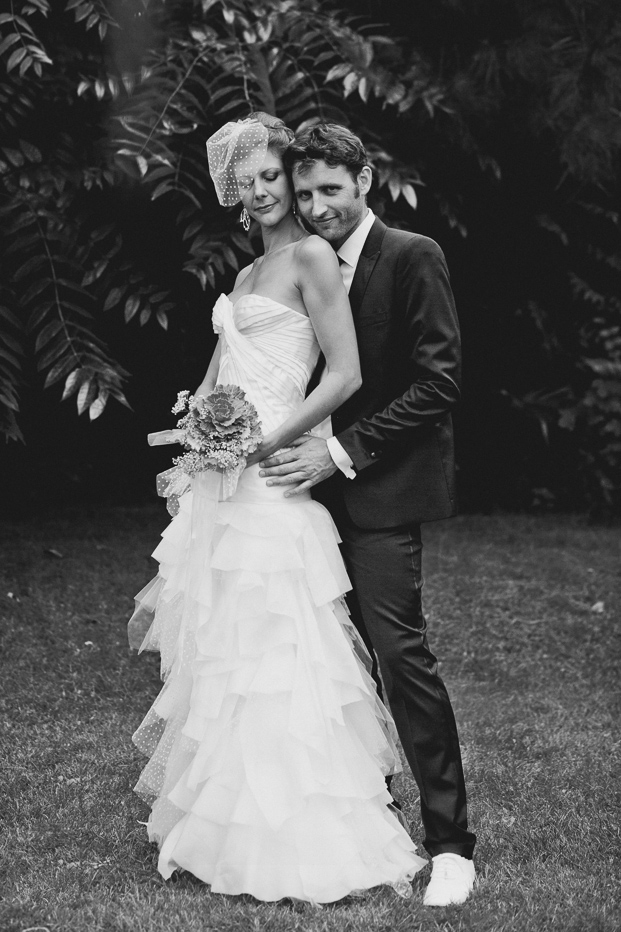 ©Davidone - Mariage a La ferme d’en chon a Biscarosse - La mariee aux pieds nus