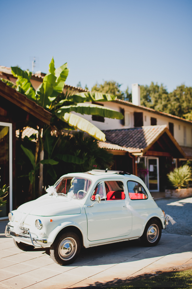 ©Davidone - Mariage a La ferme d’en chon a Biscarosse - La mariee aux pieds nus