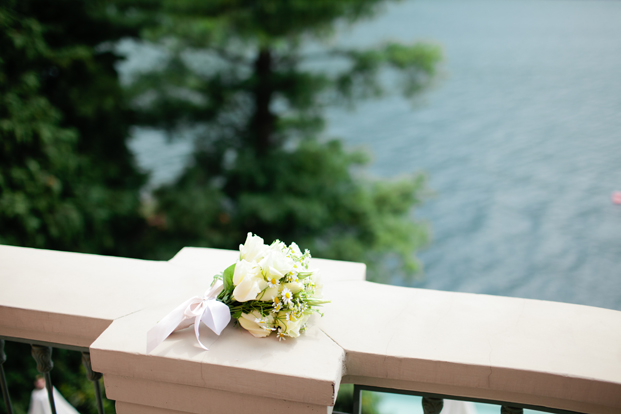 blog-mariage-la-mariee-aux-pieds-nus-mariage-chic-lac-de-come-italie-maison-pestea