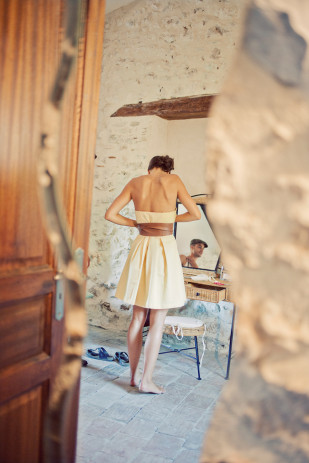 ©Shoot in Love - Un mariage vintage a Montpellier - La mariee aux pieds nus