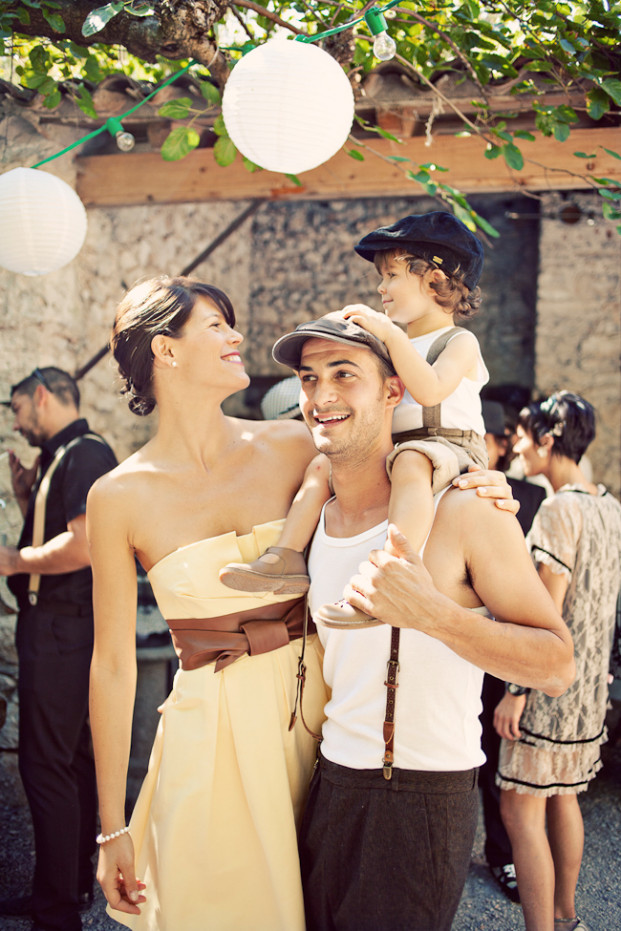 ©Shoot in Love - Un mariage vintage a Montpellier - La mariee aux pieds nus