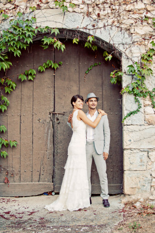 ©Shoot in Love - Un mariage vintage a Montpellier - La mariee aux pieds nus