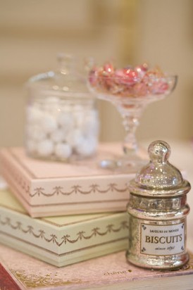 vrai-mariage-theme-du-the-peggy-herbeau-les-productions-de-la-fabrik-la-mariee-aux-pieds-nus