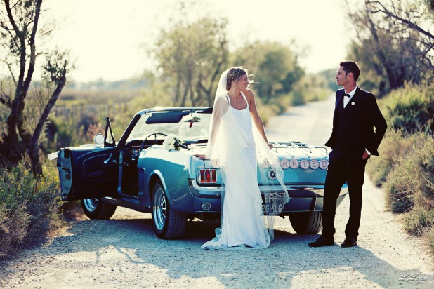 vrai-mariage-ombre-et-lumiere-la-mariee-aux-pieds-nus