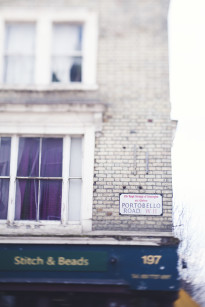 ©Marion Heurteboust Photography - Seance engagement a Londres - La mariee aux pieds nus