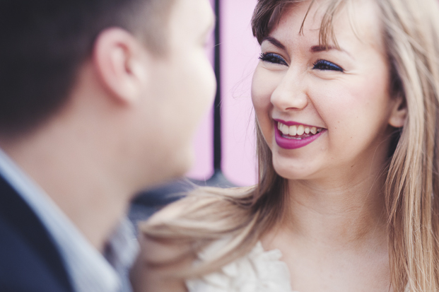 ©Marion Heurteboust Photography - Seance engagement a Londres - La mariee aux pieds nus