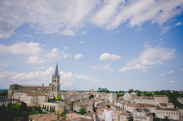 Credits photos MarionhPhotography - Seance engagement St Emilion - La mariée aux pieds nus