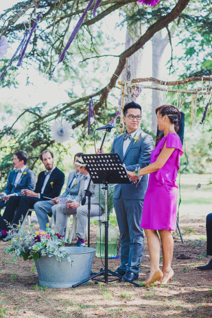 ©Marion Heurteboust Photography - 9 conseils pour creer une ceremonie d'engagement qui vous ressemble - La mariee aux pieds nus