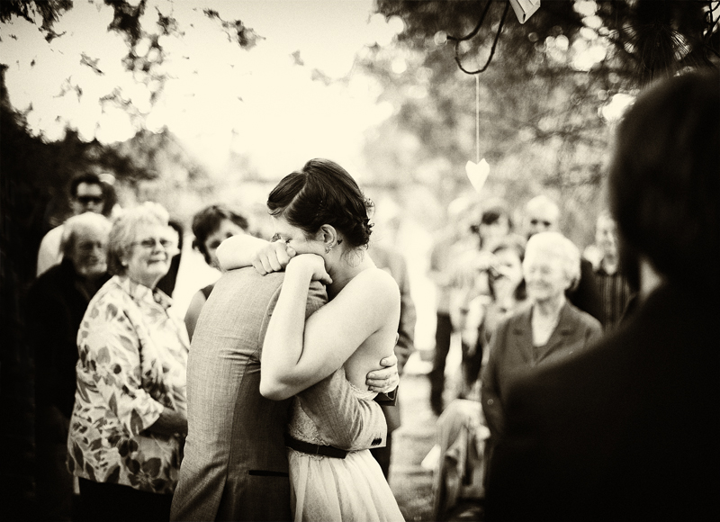 vrai mariage Maike Travis la mariee aux pieds nus